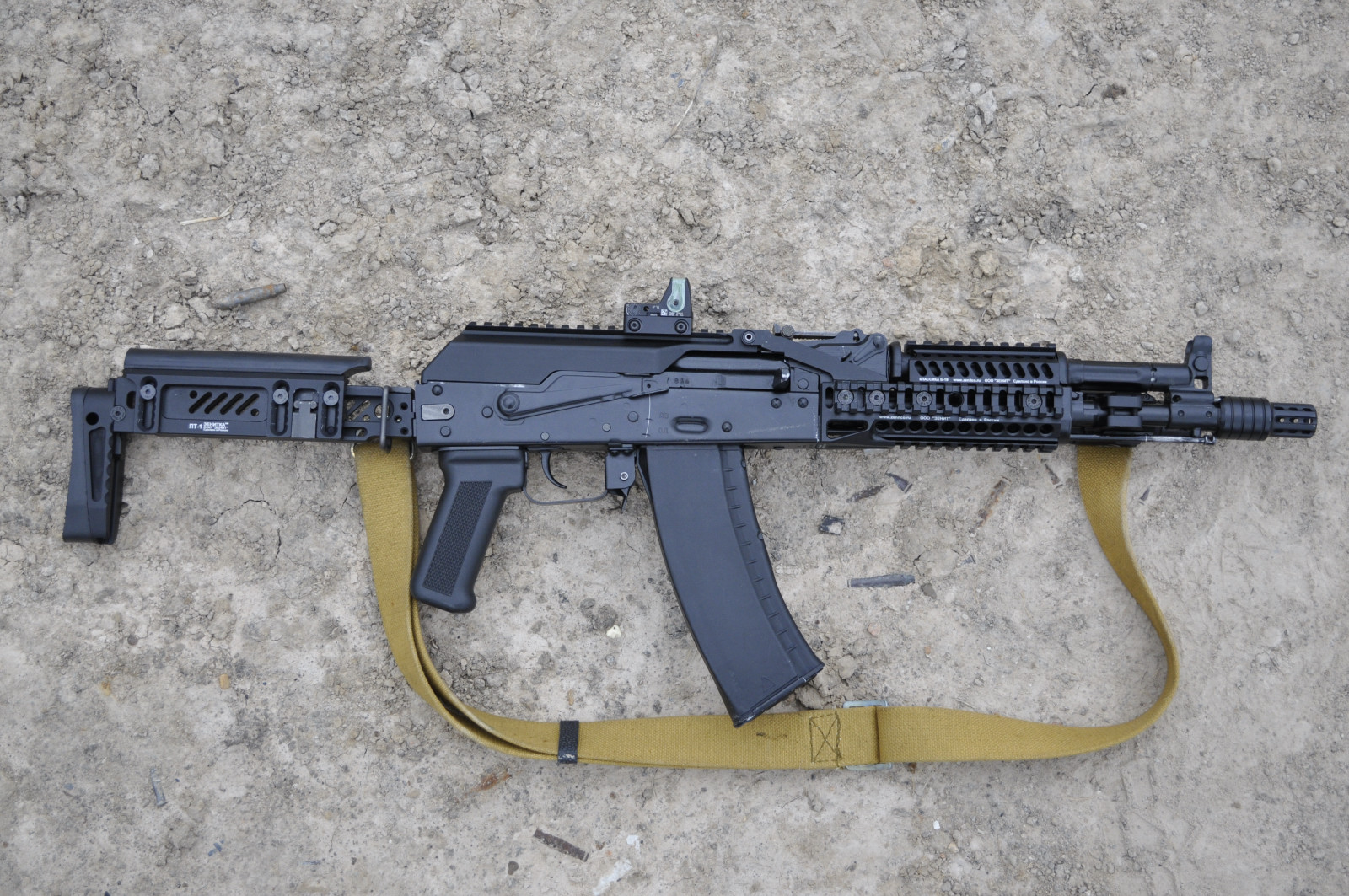 ZenitCo_AK105_RMR_Right01.jpg