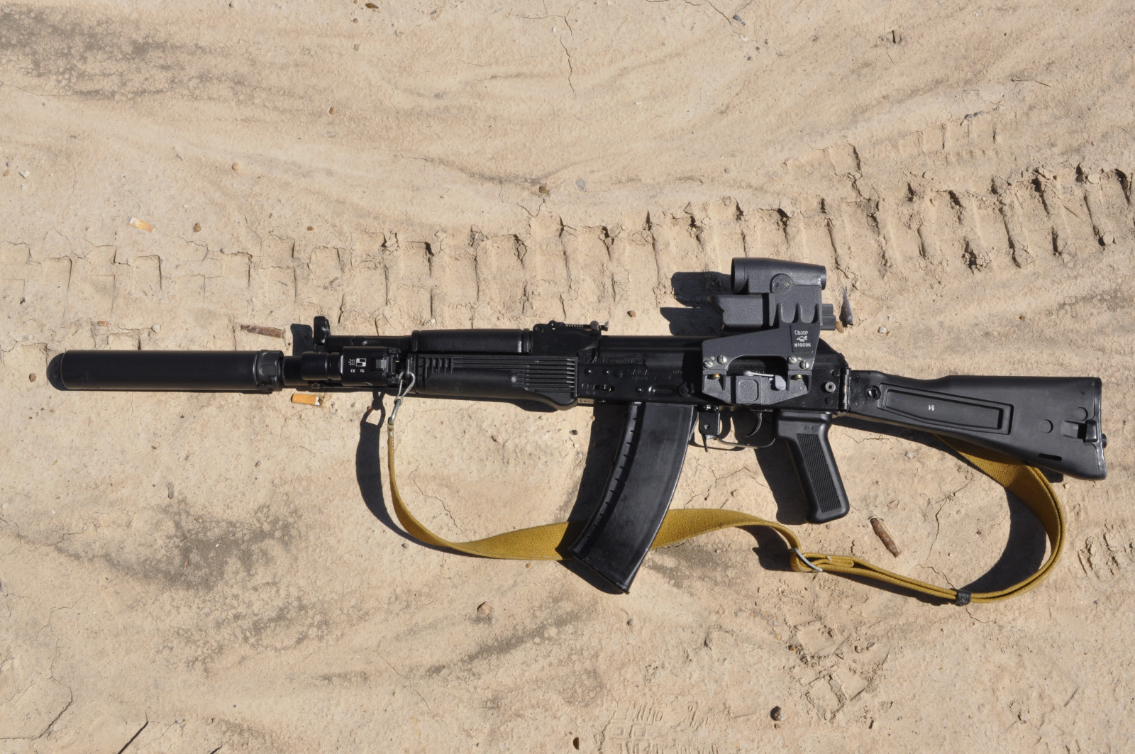 Socom762_AK105_Obzor_Left02.jpg